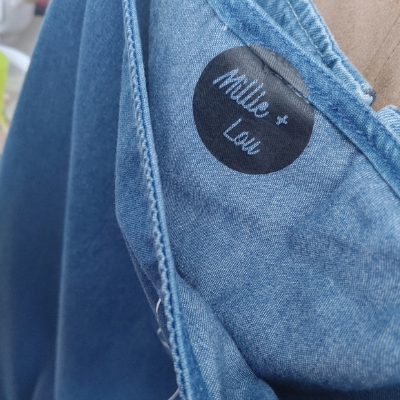 Millie & Lou Faux Wrap Midi Dress - Picture 3 of 9